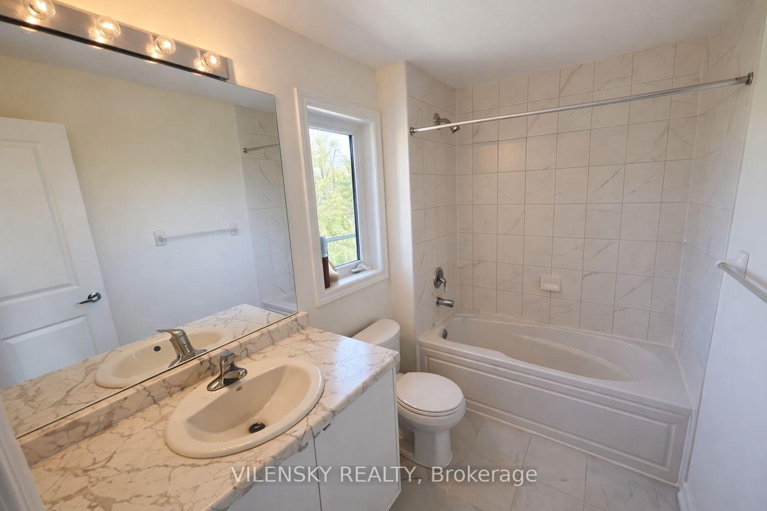 New End-Unit Kaneff Townhouse in Brampton | 2 Bed, 2 Bath, 2 Parking | $589,000