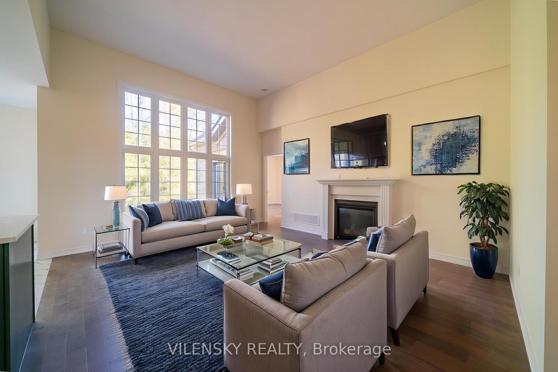 11 East Vista Terrace