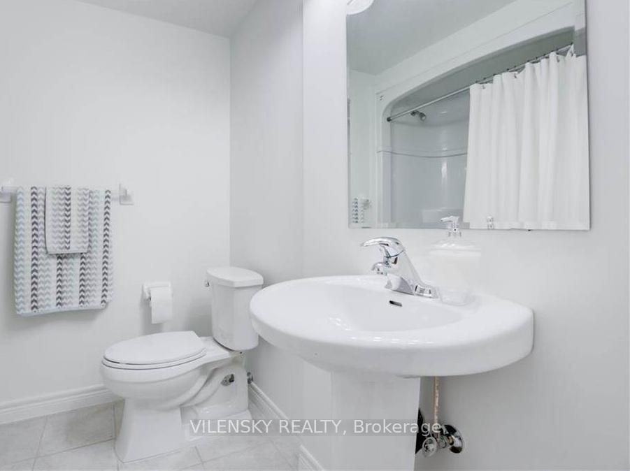 572 Thistlewood Drive 7