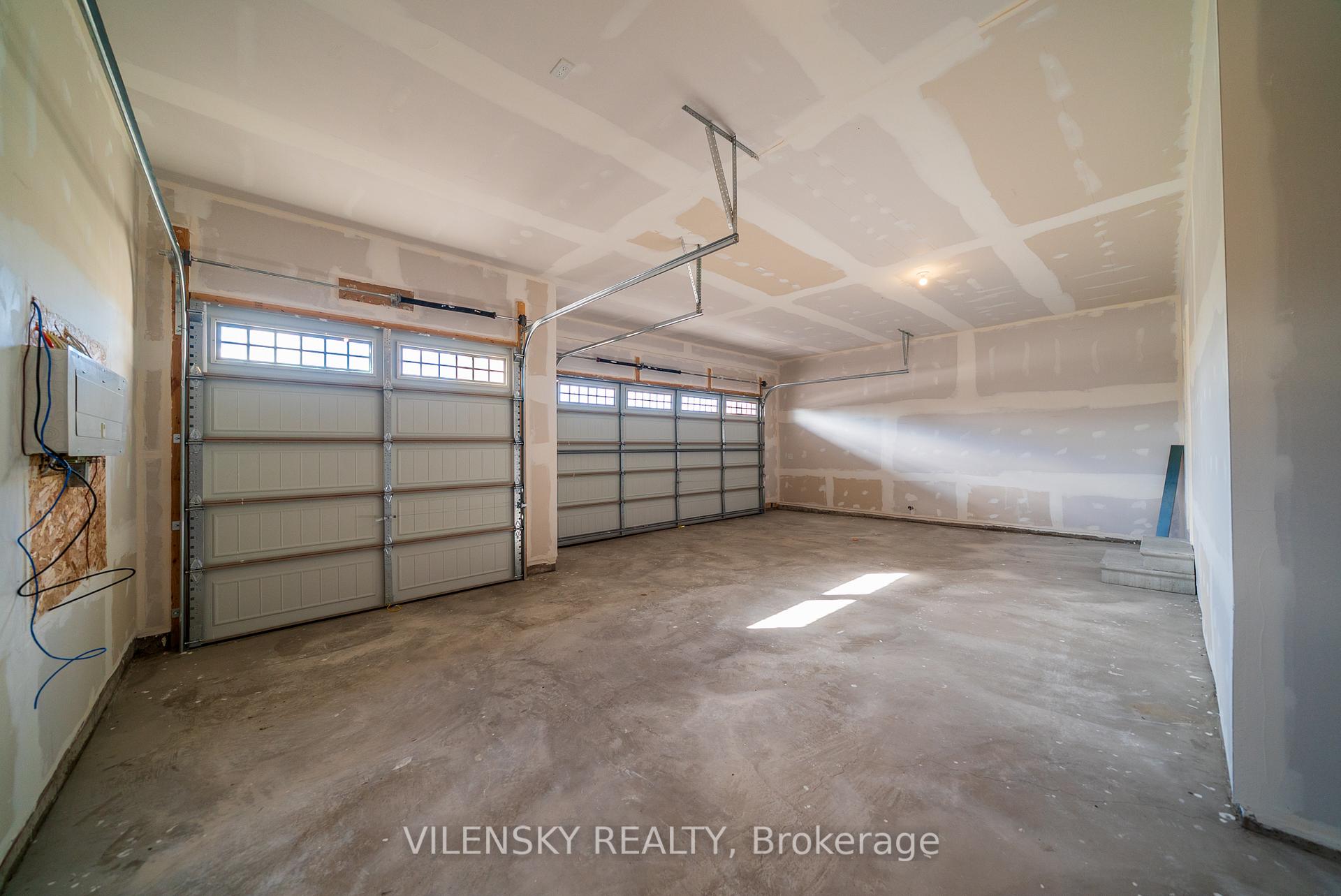 11 East Vista Terrace