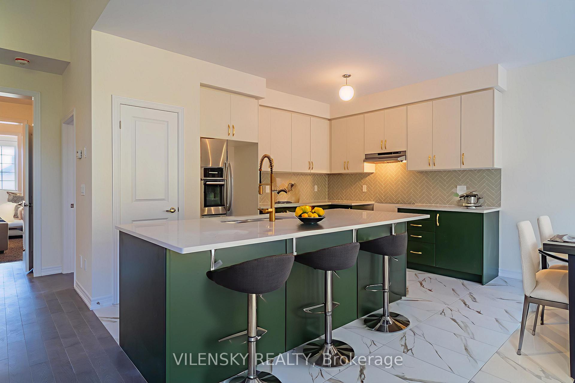 11 East Vista Terrace