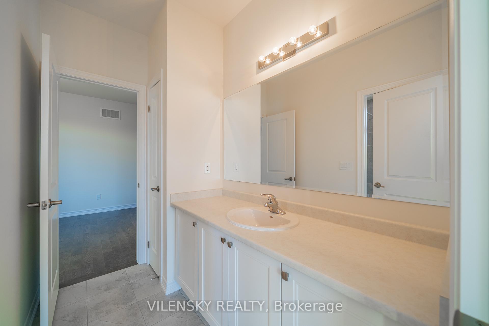 11 East Vista Terrace