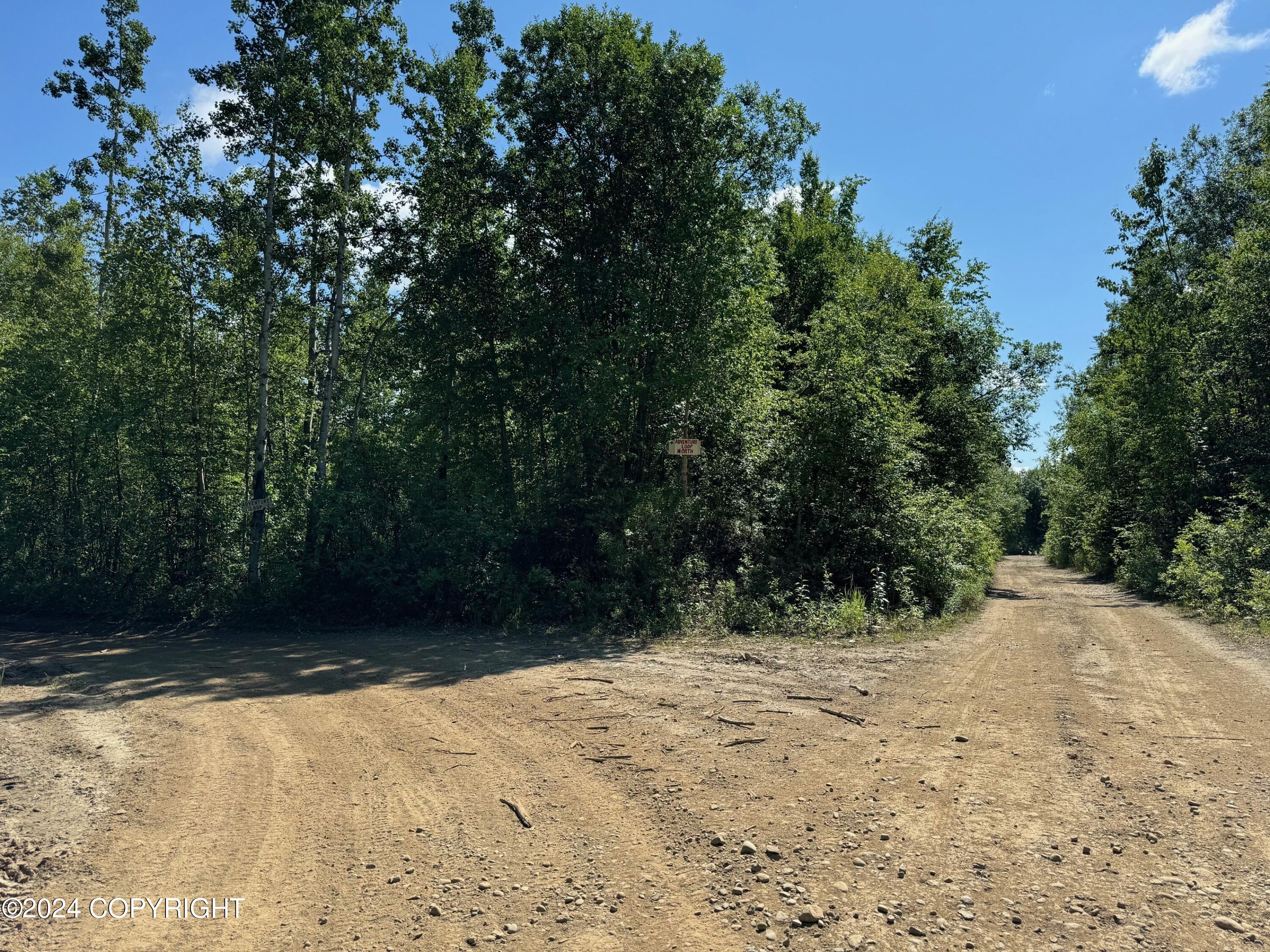 B005 Private Road