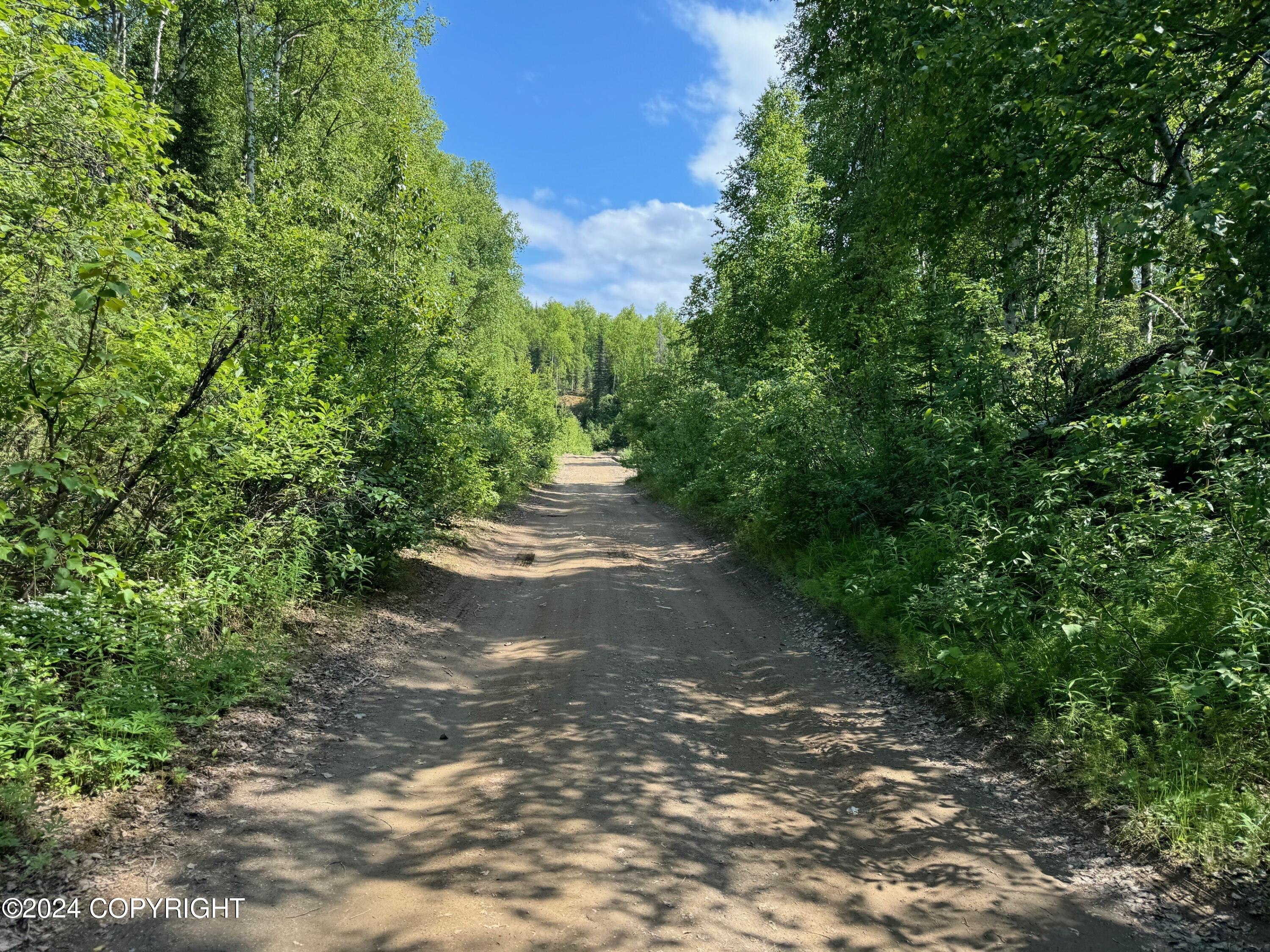 B005 Private Road