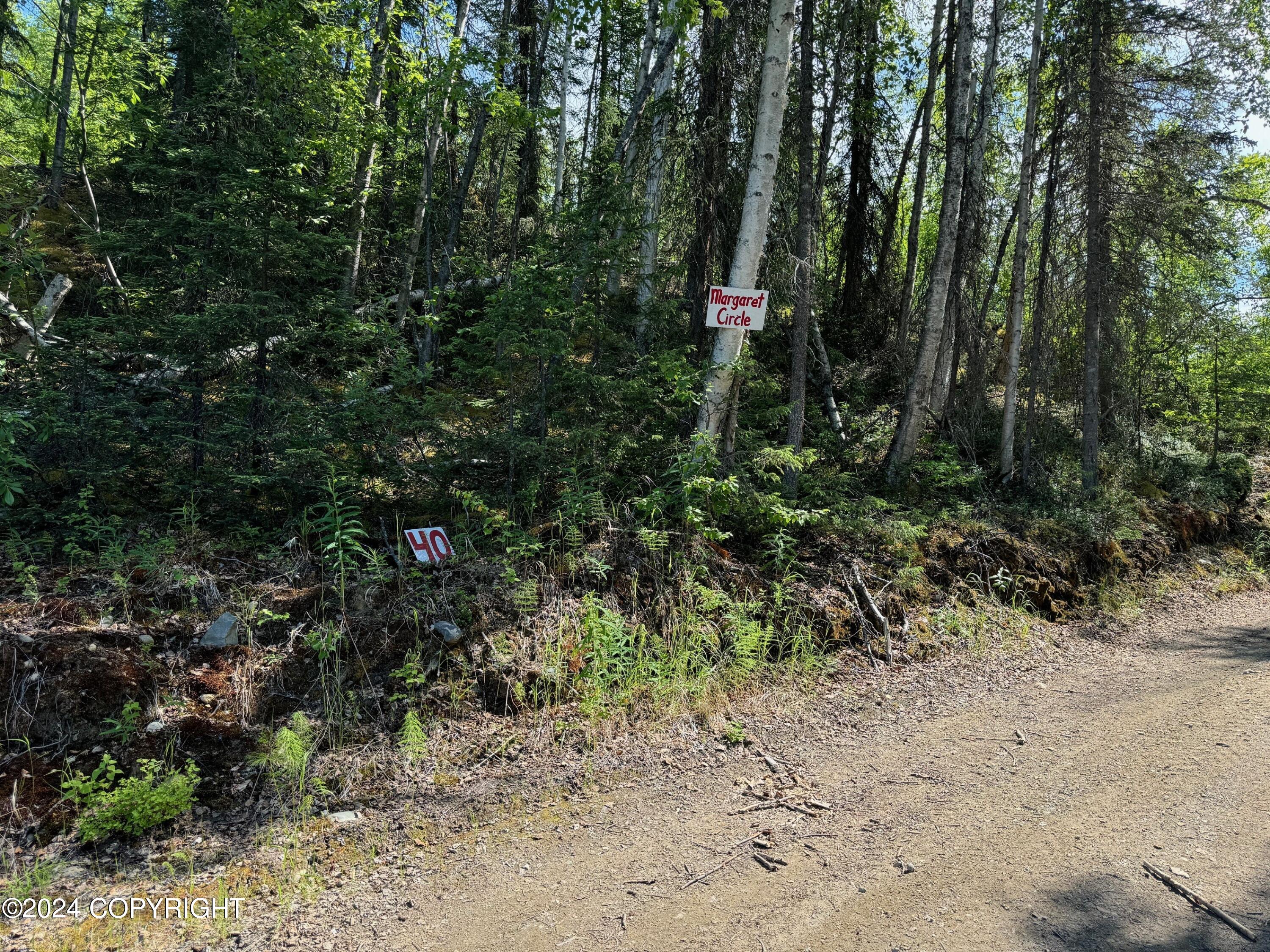 B005 Private Road