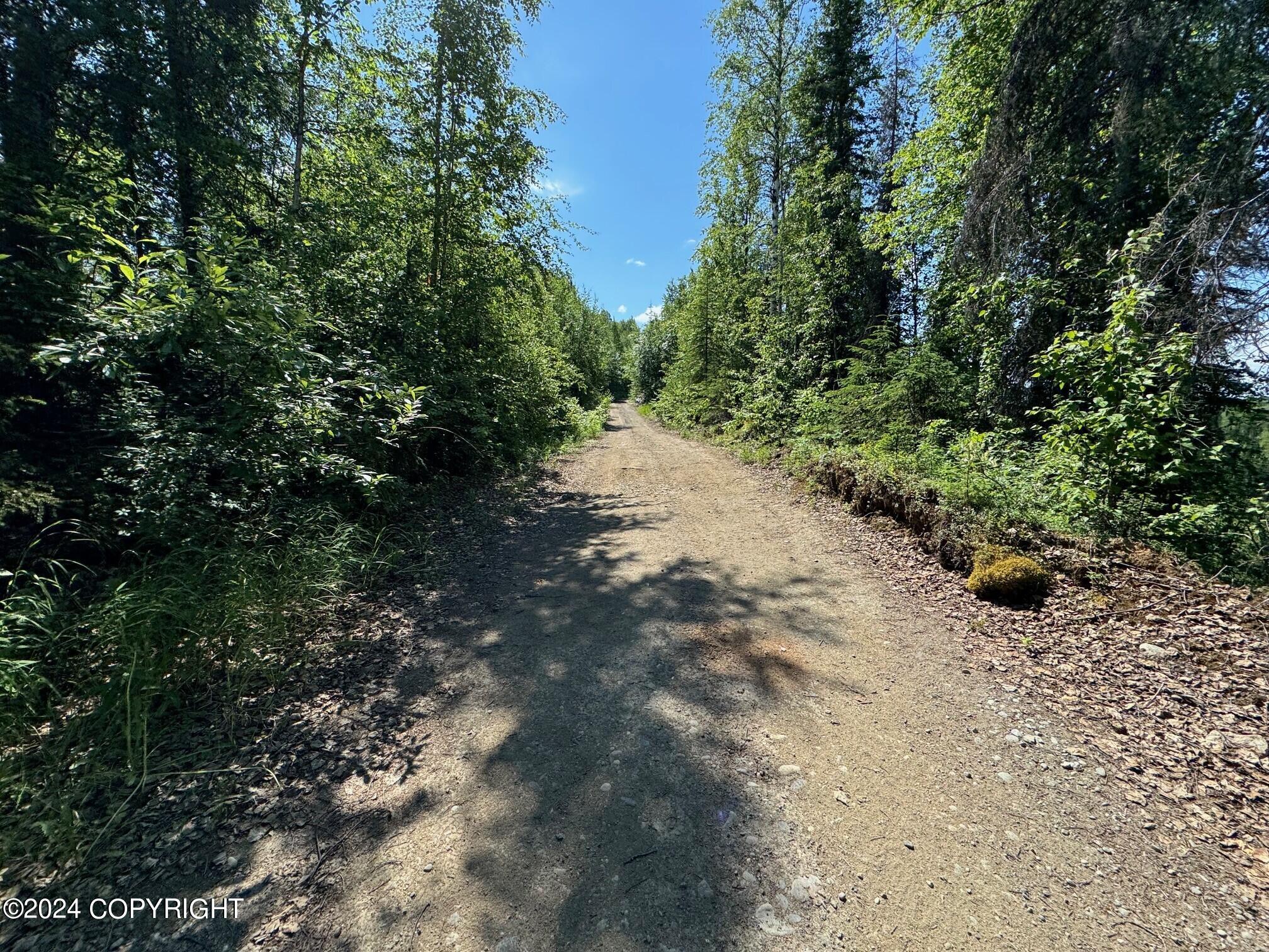 B005 Private Road