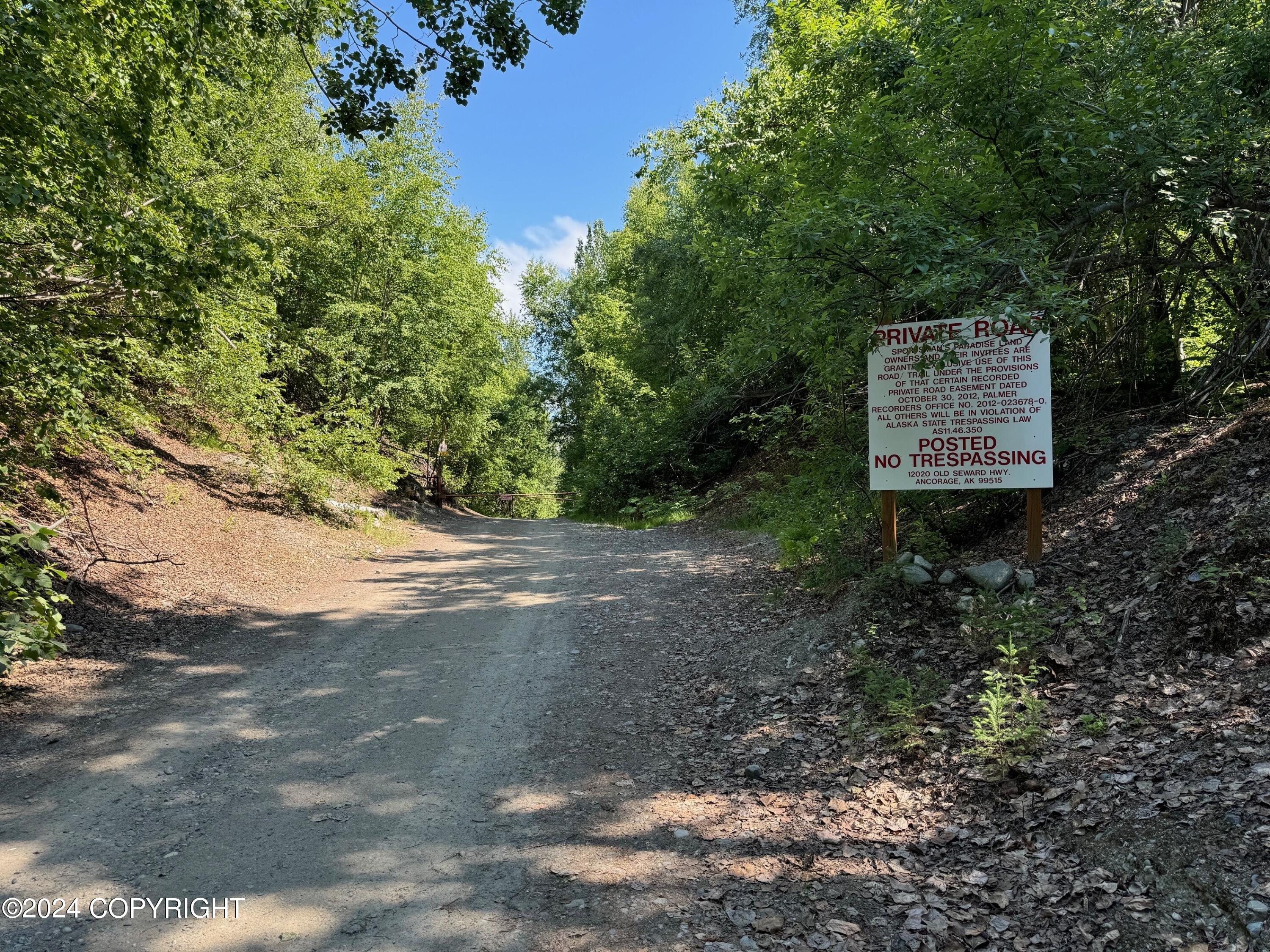 B005 Private Road