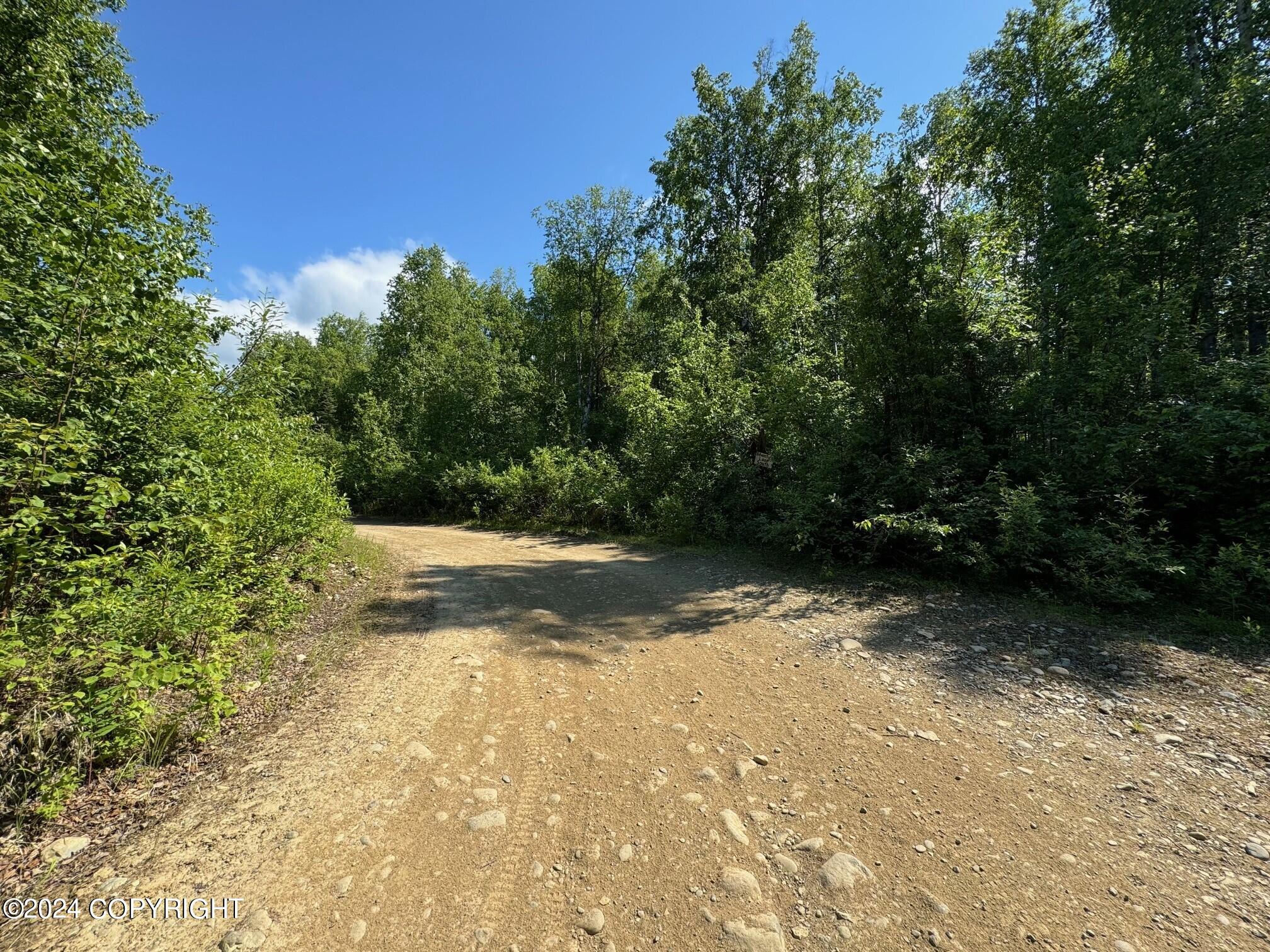 B005 Private Road