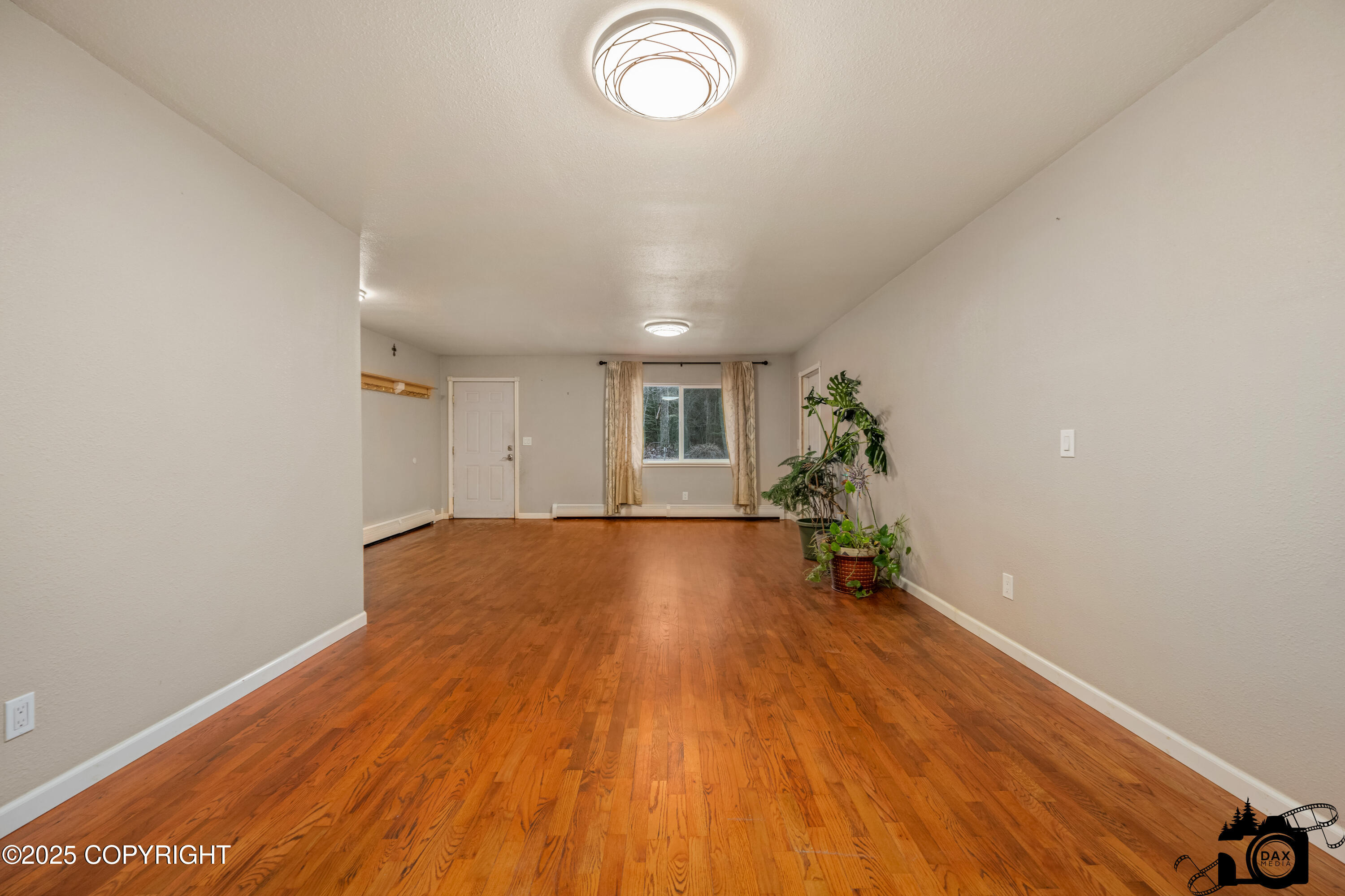 1300 Bodenburg Loop