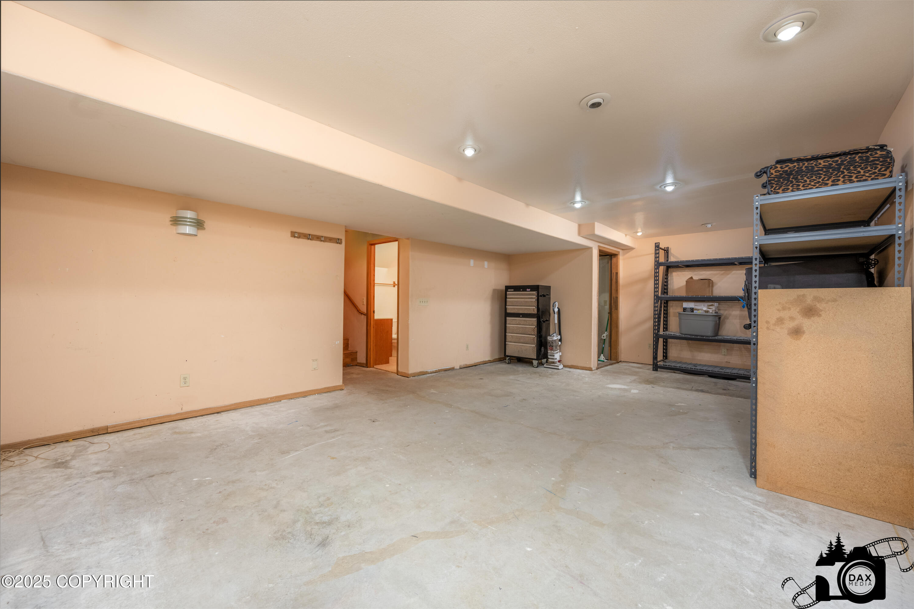 2100 N Palomino Lane