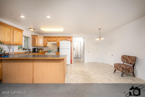 500 W Roy Road