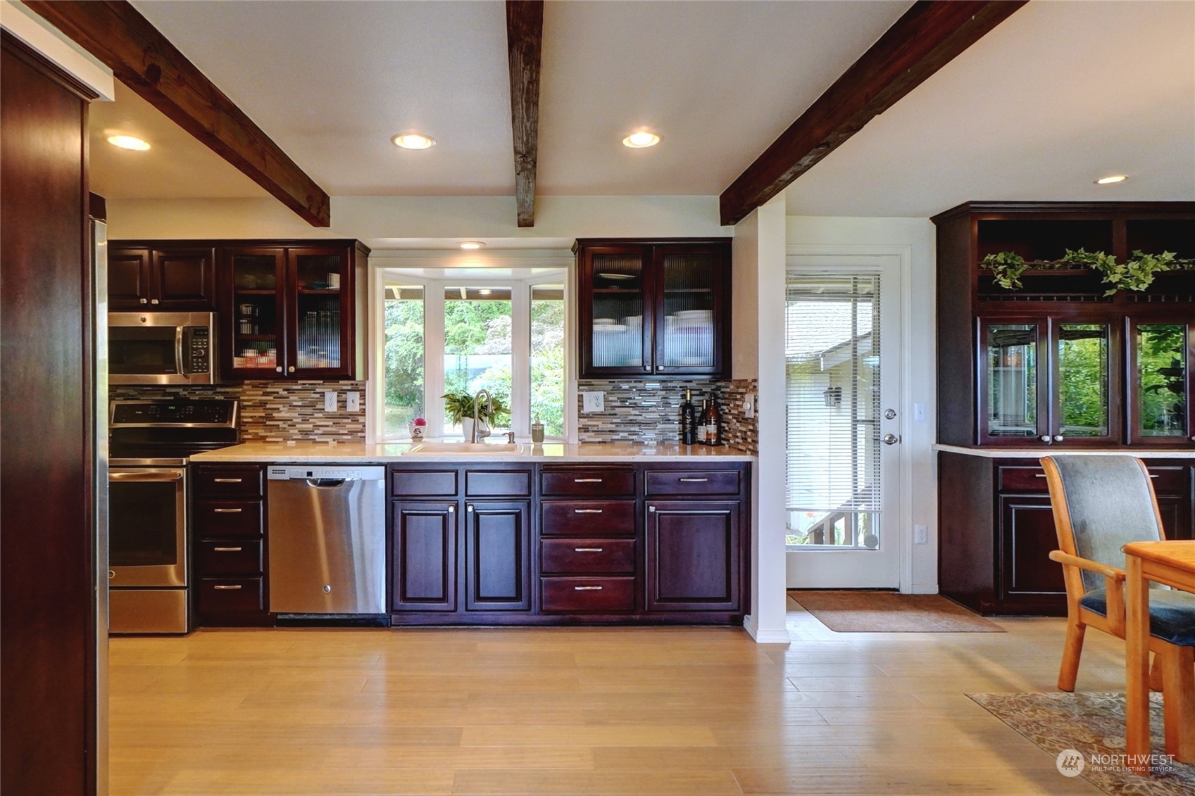 6805 120th Street NW