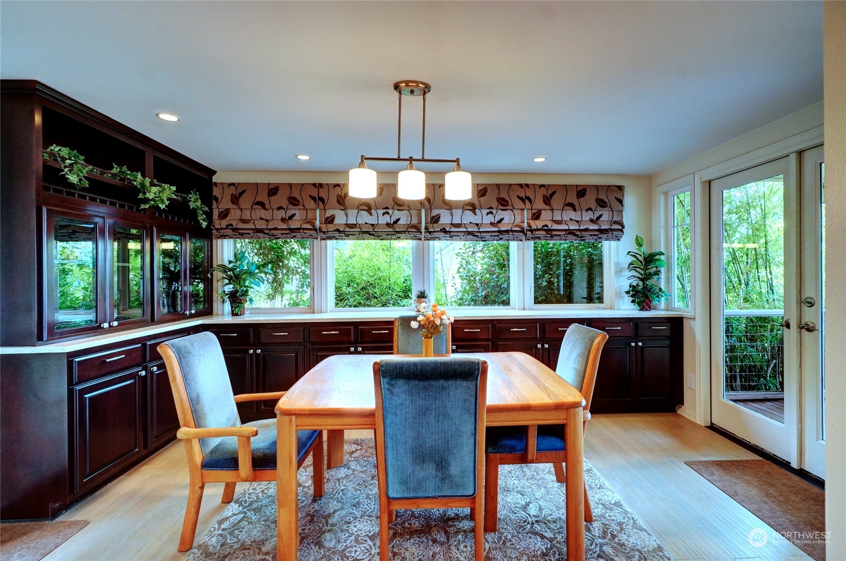 6805 120th Street NW