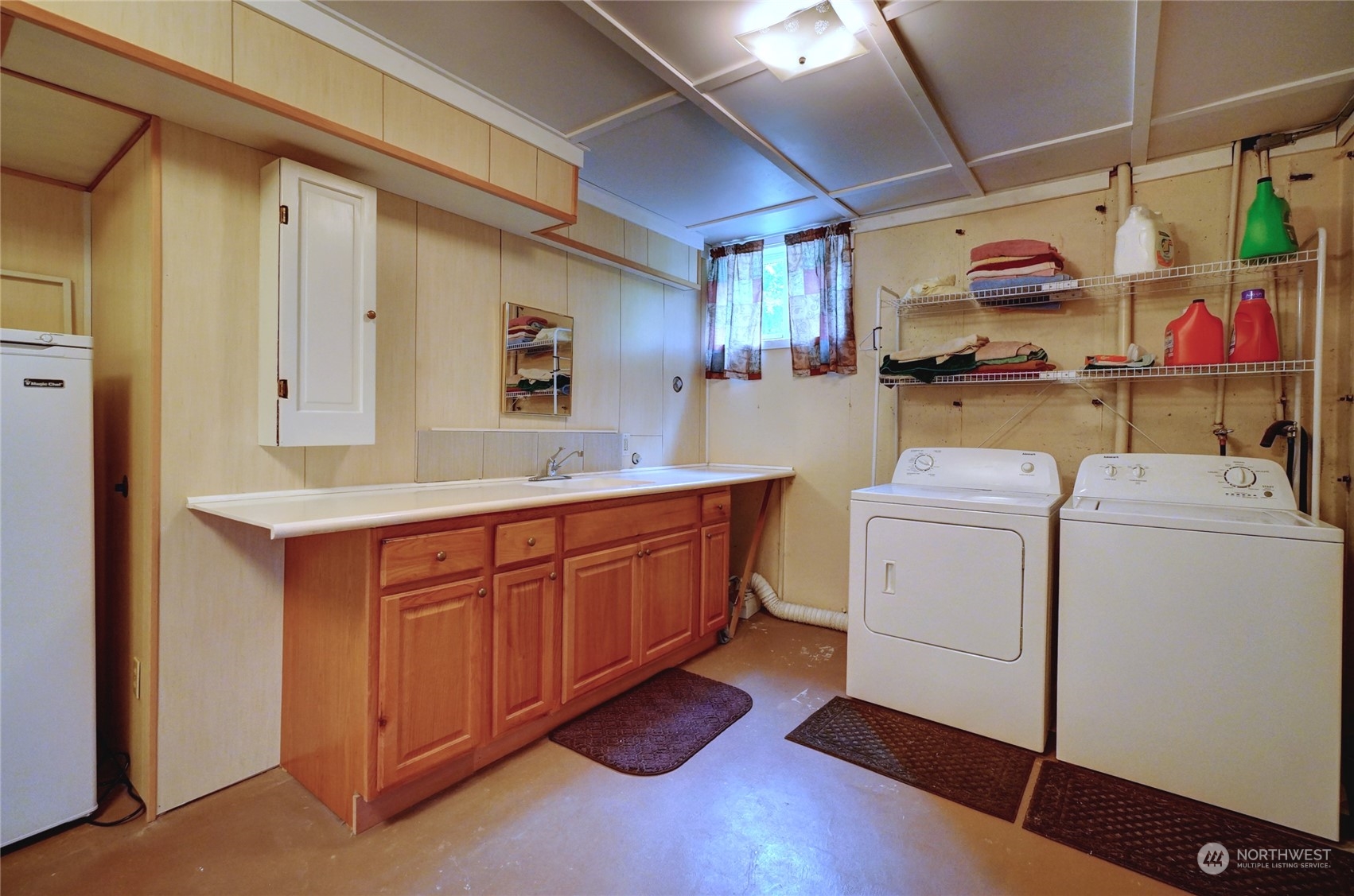 6805 120th Street NW