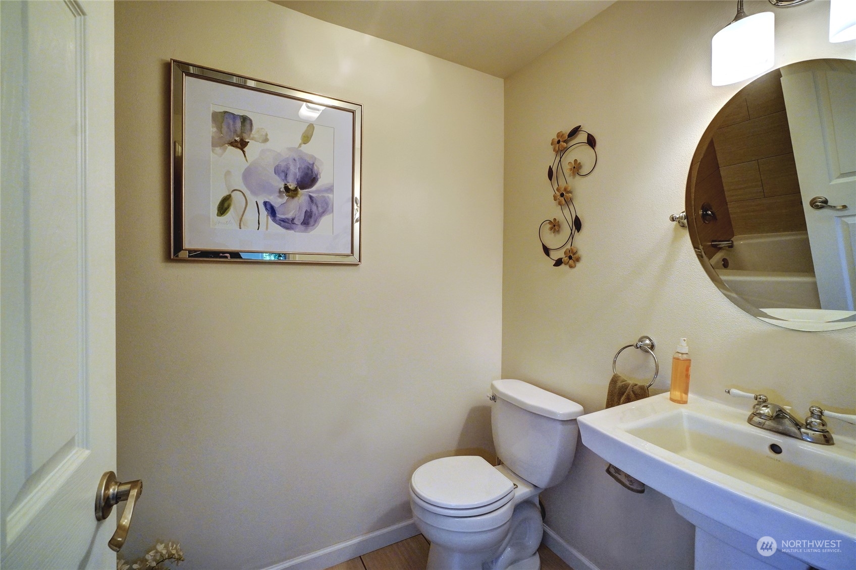 6805 120th Street NW