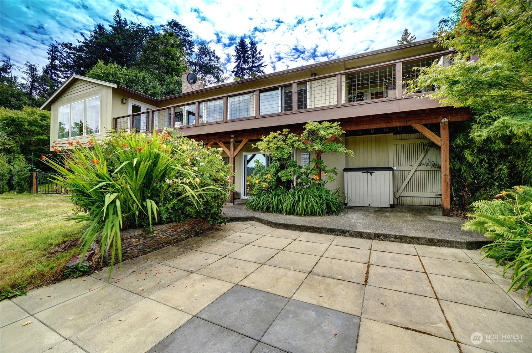 6805 120th Street NW