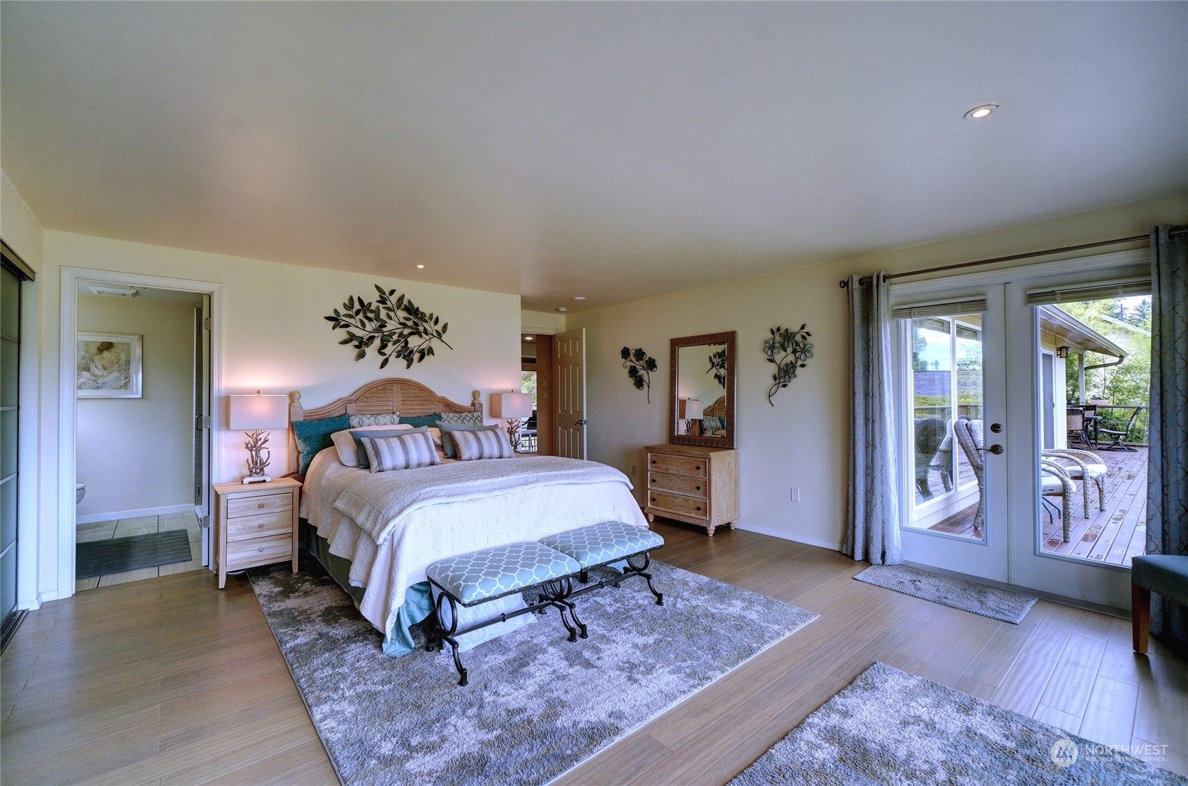 6805 120th Street NW