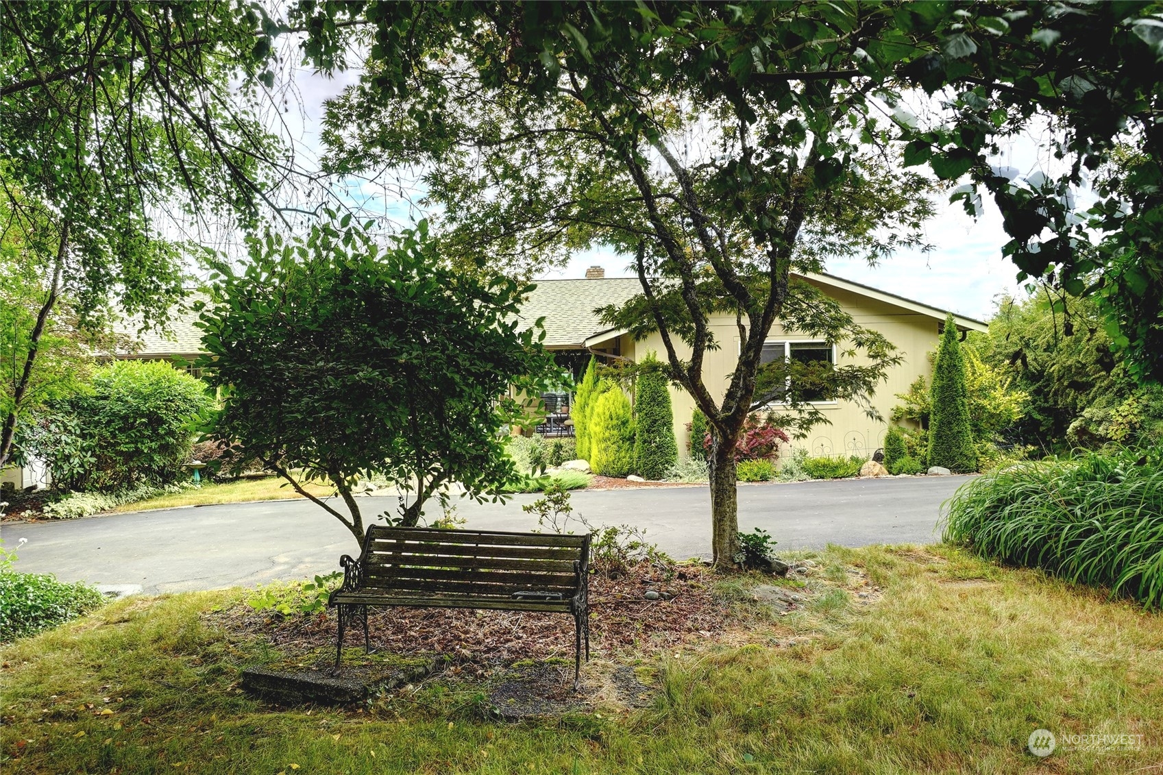 6805 120th Street NW