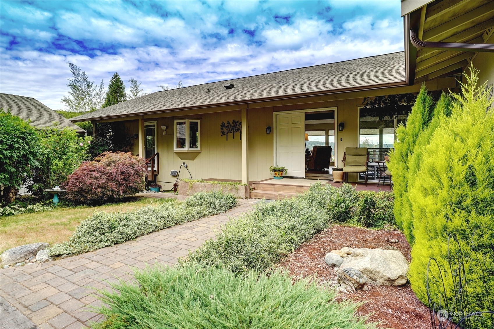 6805 120th Street NW