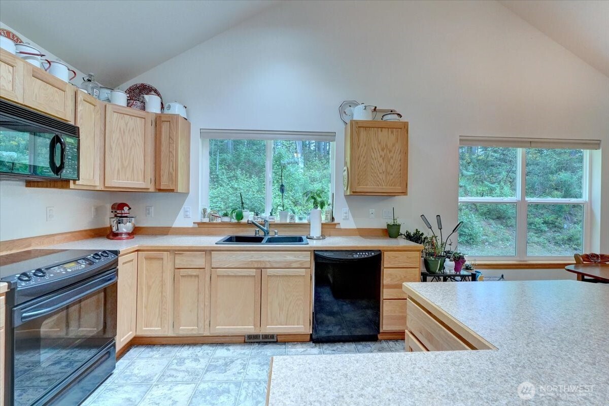 9535 Olalla Valley Road SE