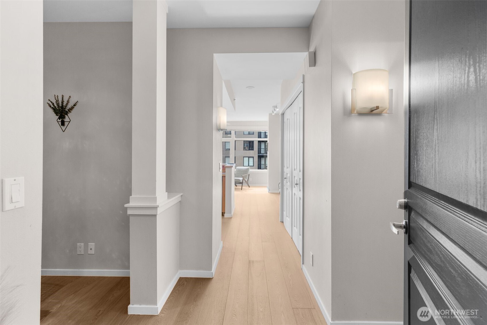 2801 1st Avenue Unit: 807