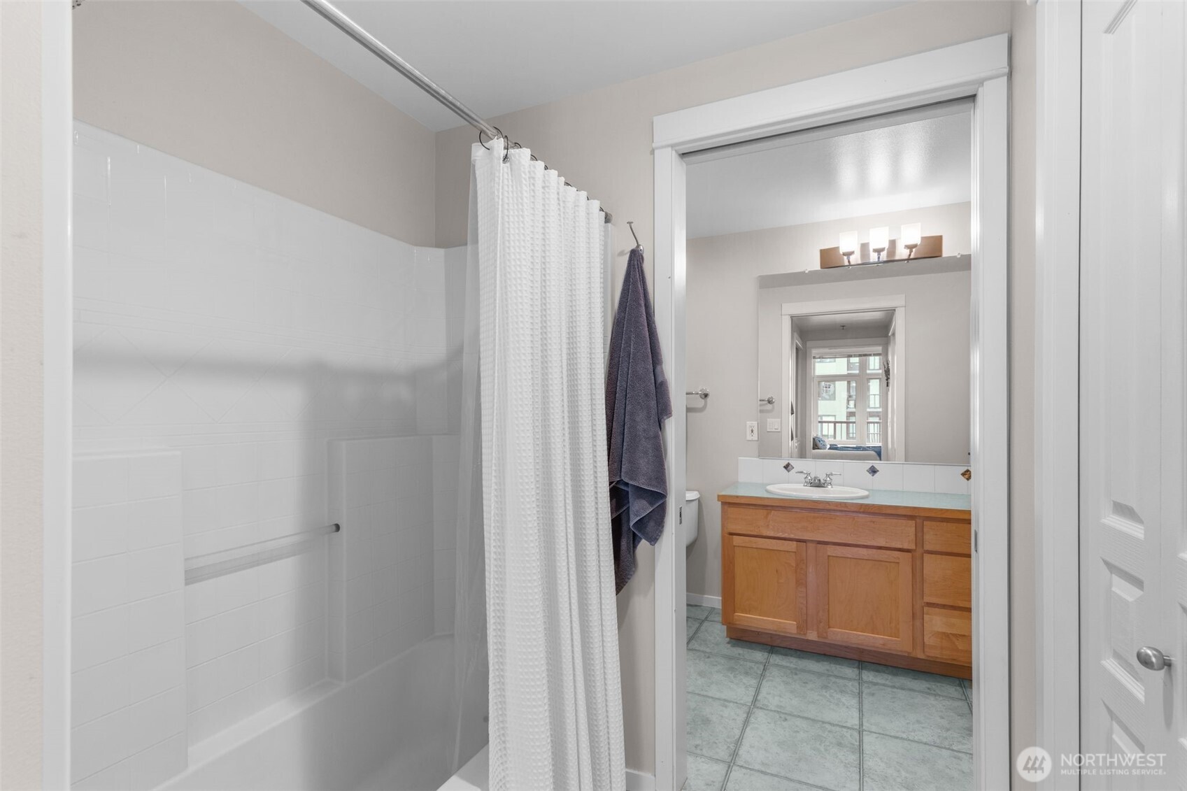 2801 1st Avenue Unit: 807