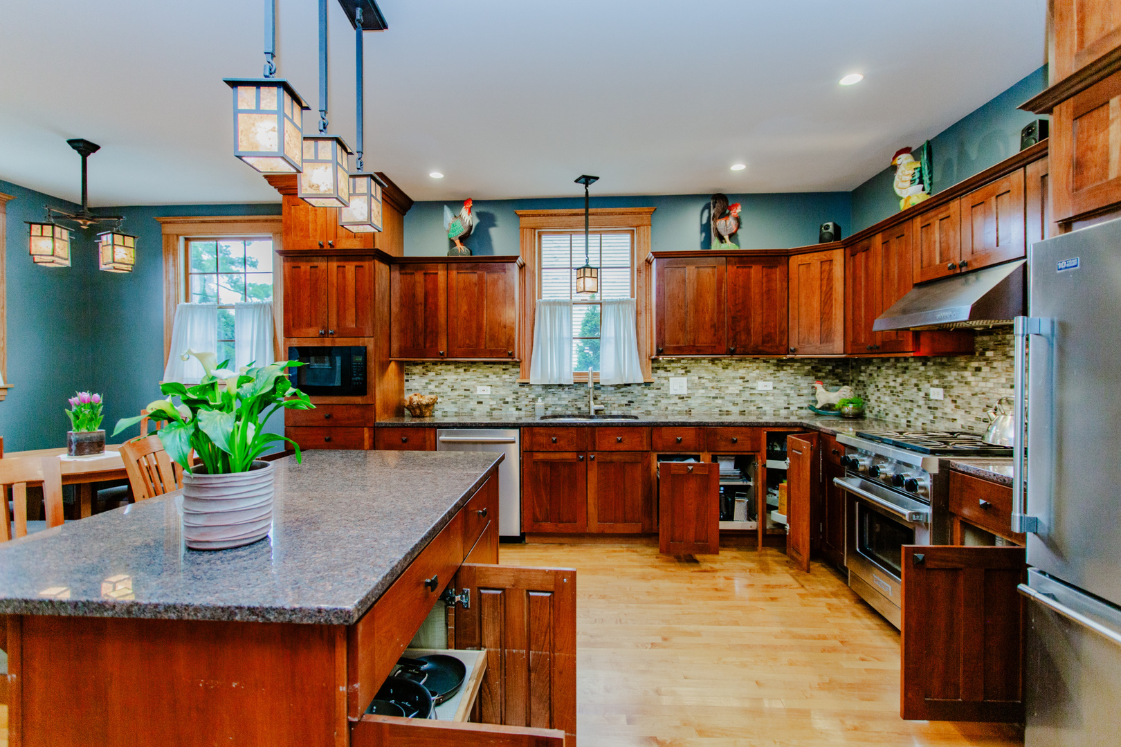 605 Ashland Avenue