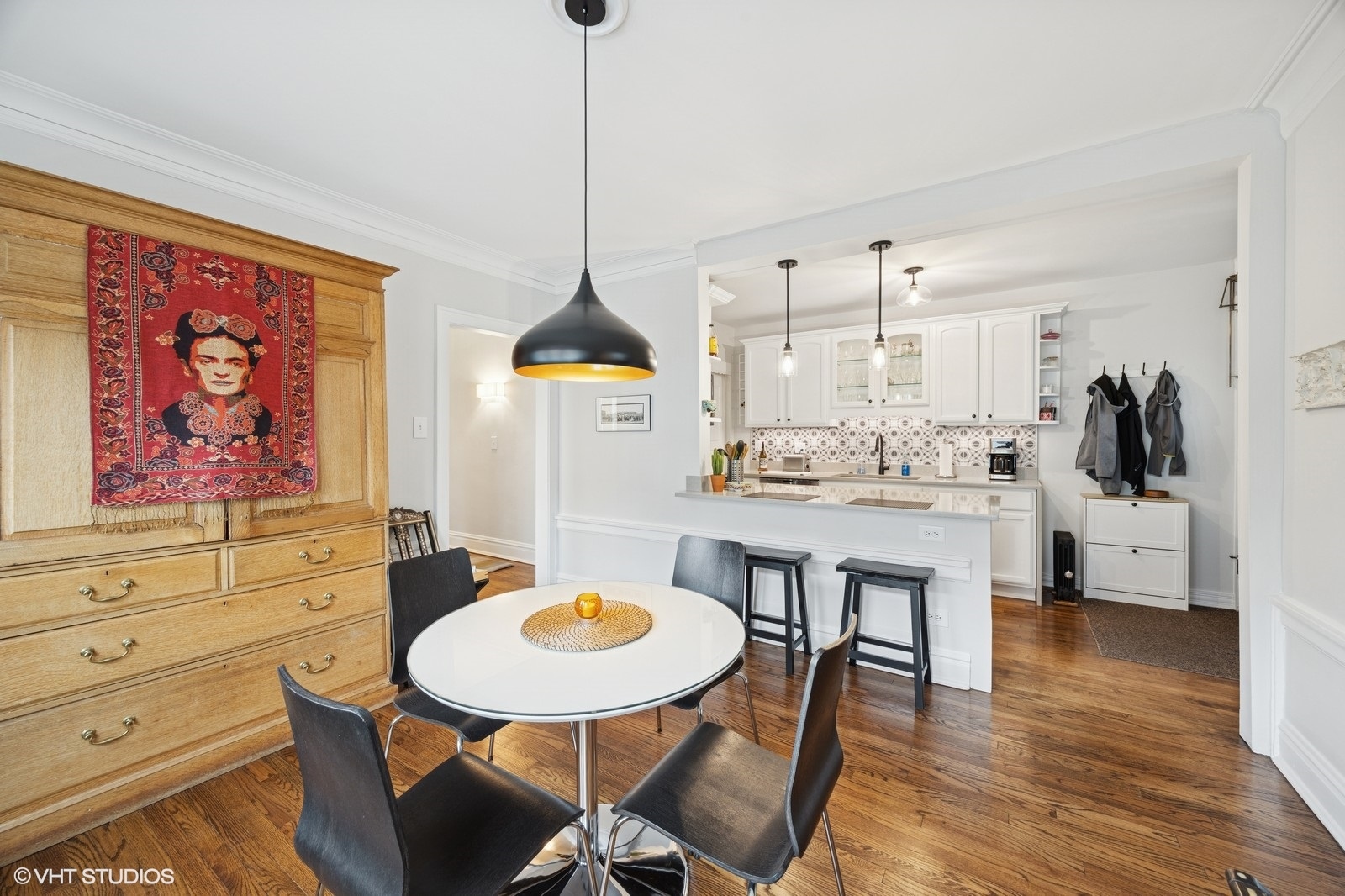1112 Ontario Street Unit: 1E
