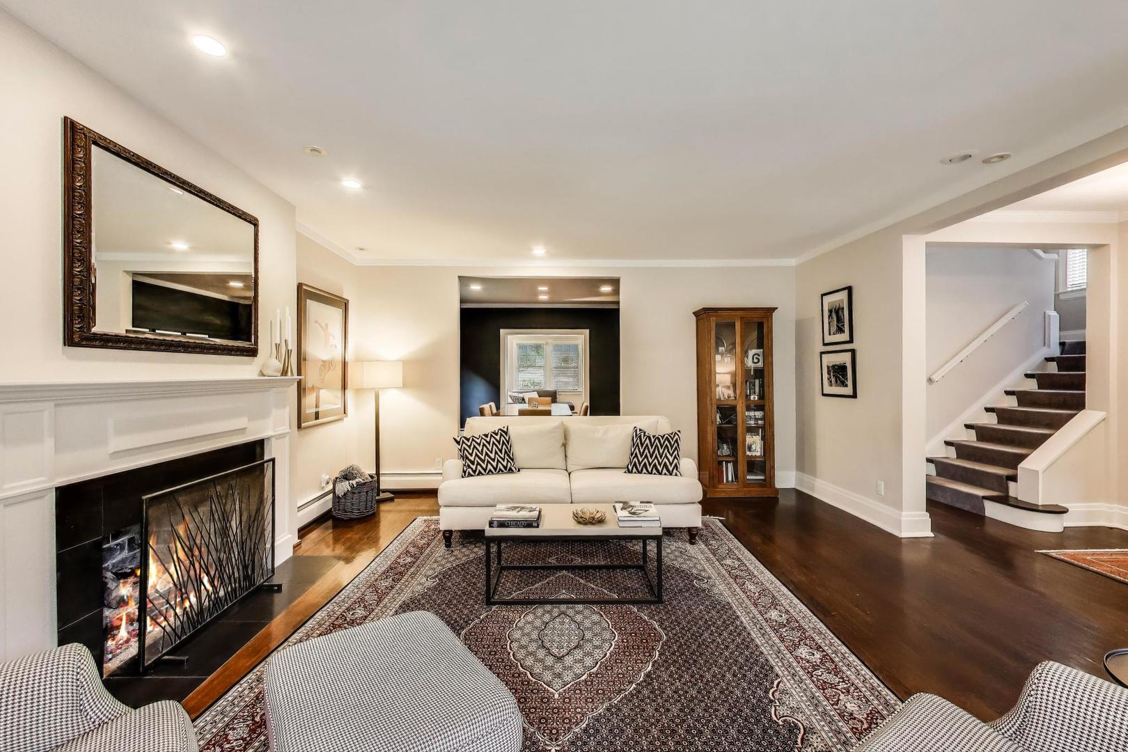 934 Jackson Avenue