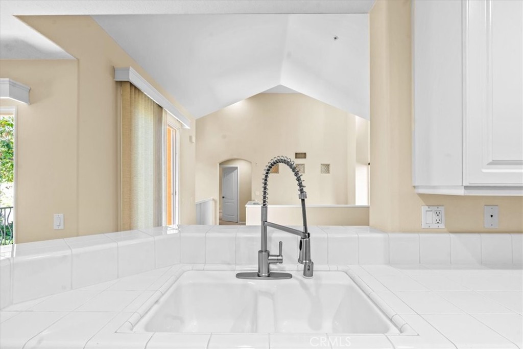 1 Firenze Court