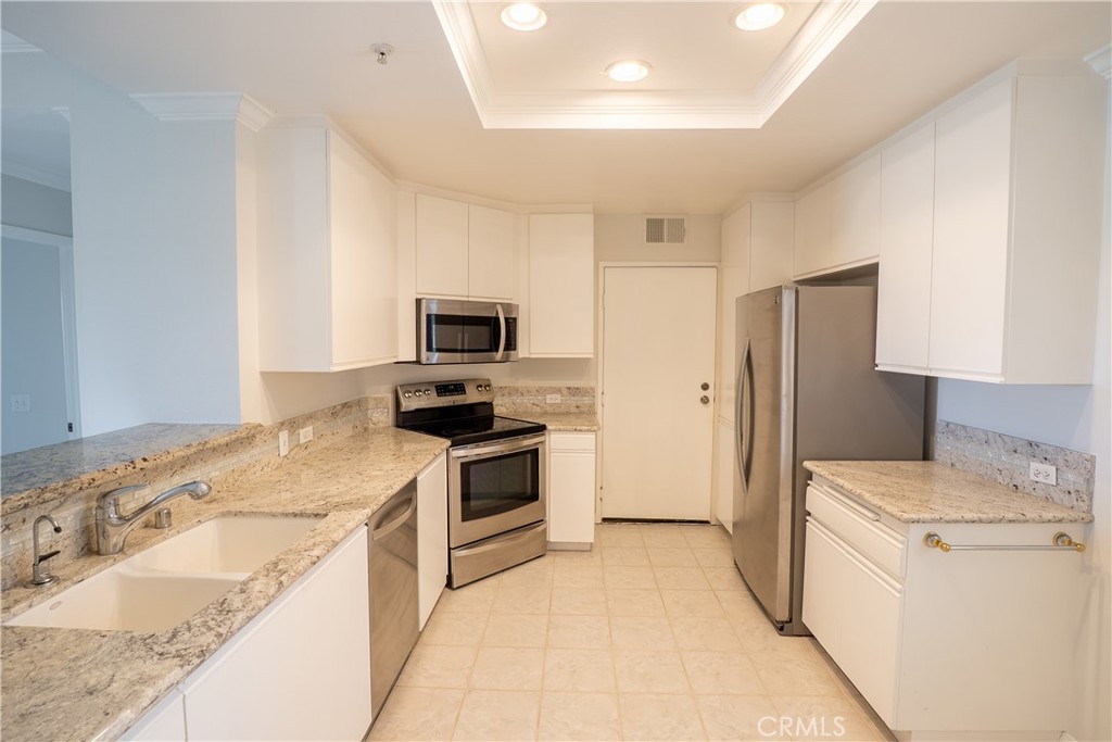 92 Villa Point Drive