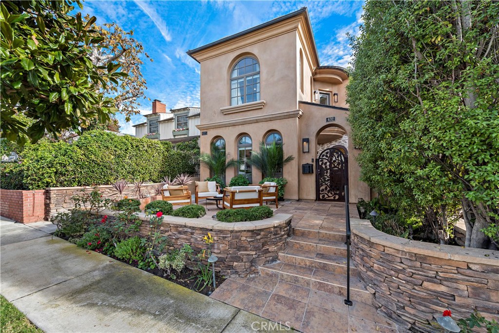 432 Acacia Avenue