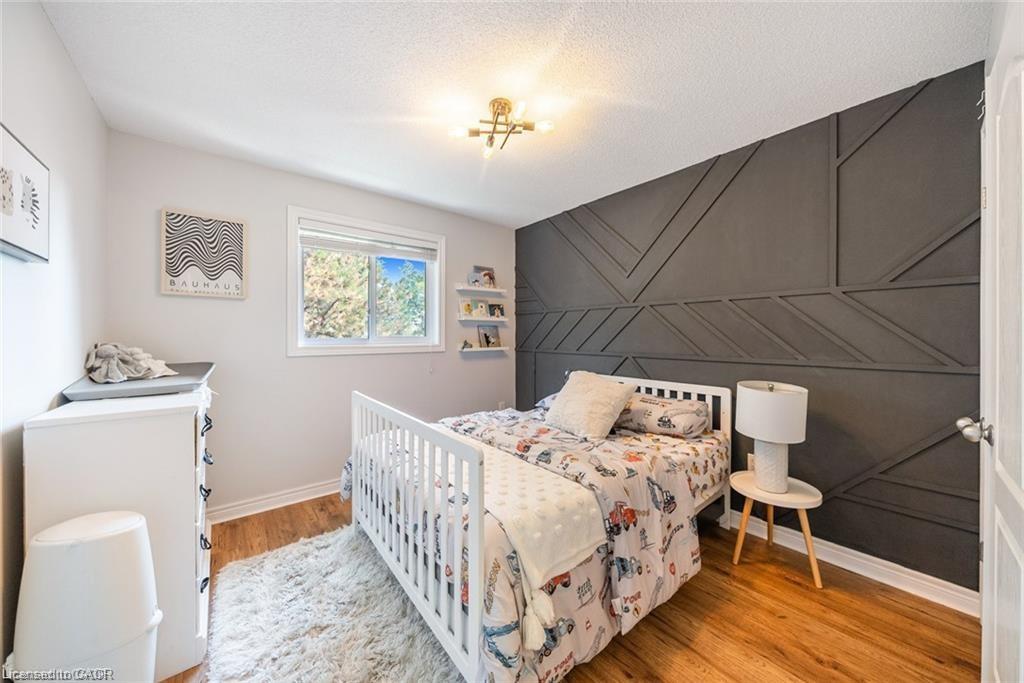 4-10 Liddycoat Lane Unit: 4