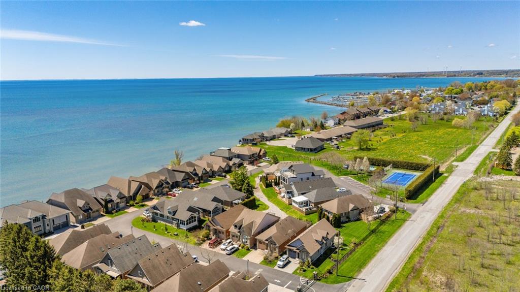 27-80 New Lakeshore Road Unit: 27