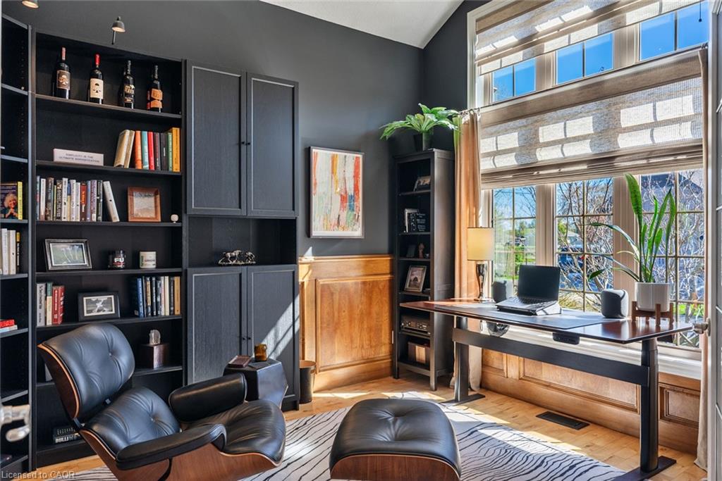 27-80 New Lakeshore Road Unit: 27