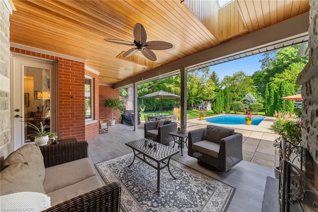 789 Sunset Road