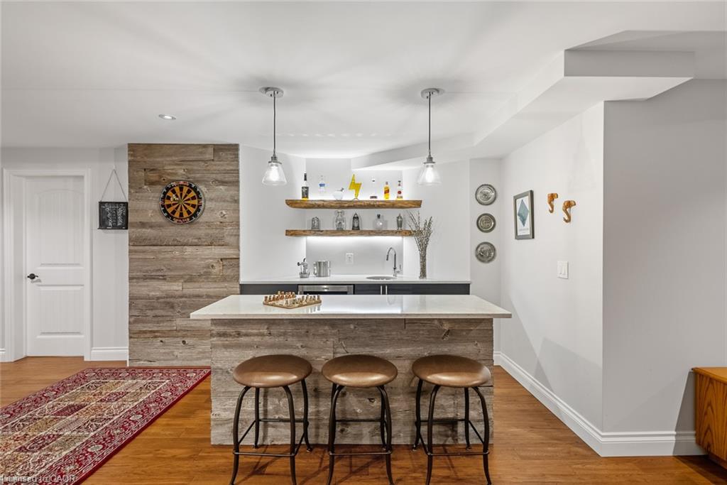 789 Sunset Road