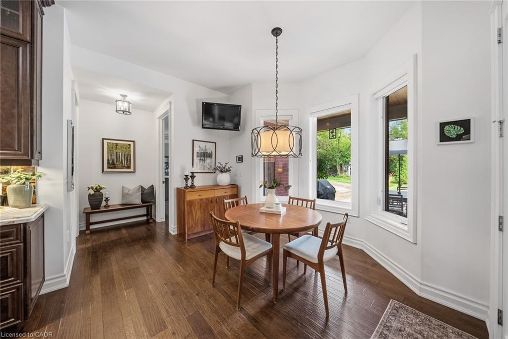 789 Sunset Road