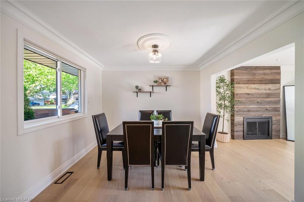 134 Fairwood Place W