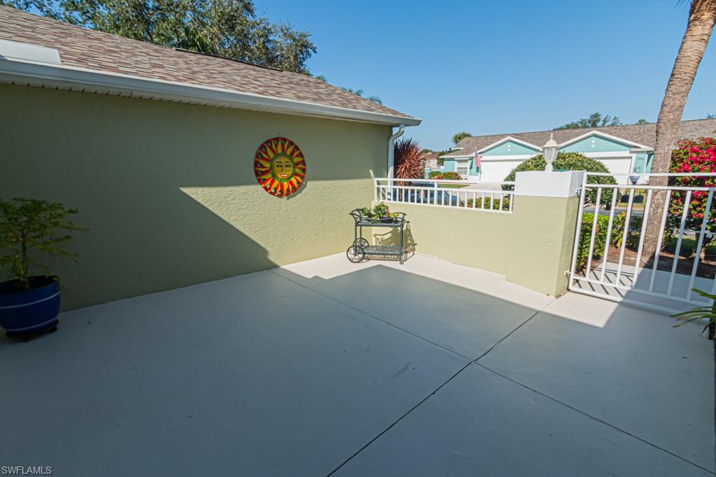 9247 Coral Isle WAY