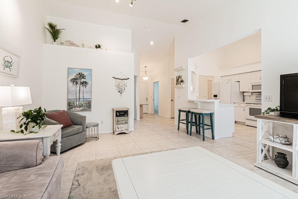 9247 Coral Isle WAY
