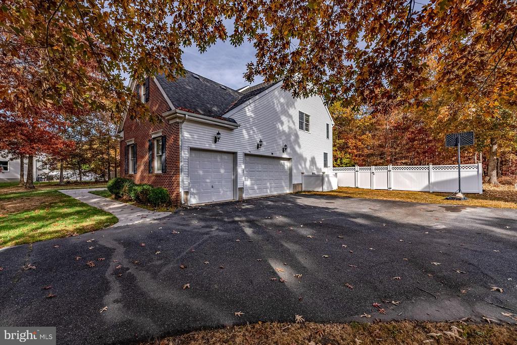 26 Hartford Dr