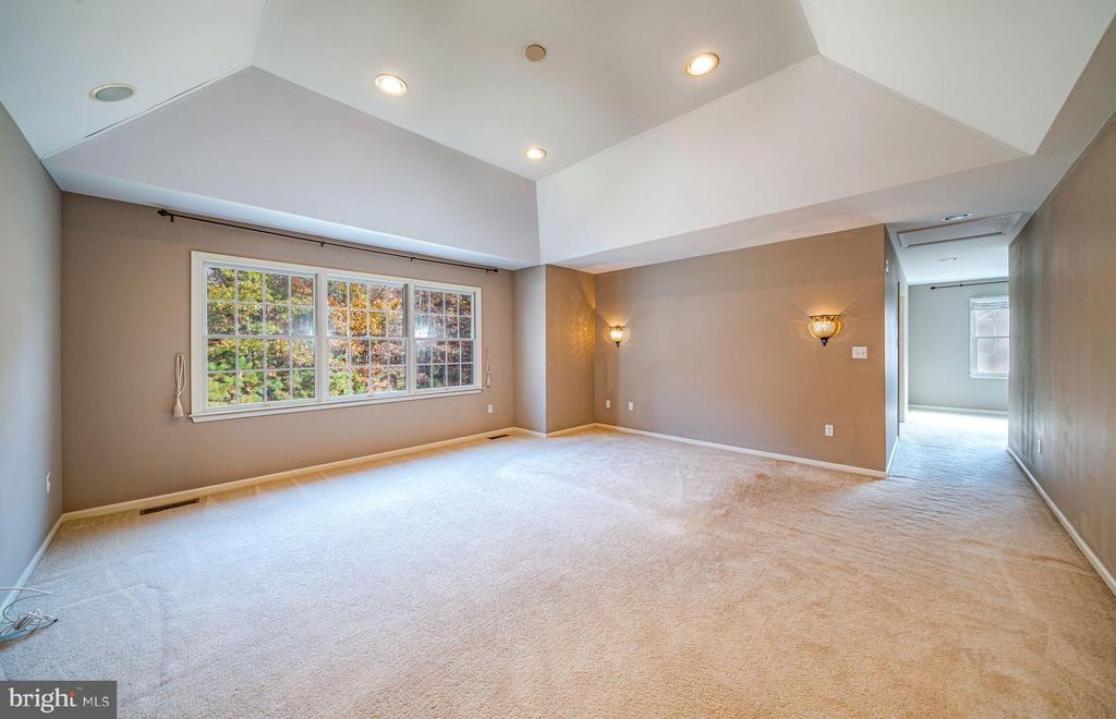 26 Hartford Dr