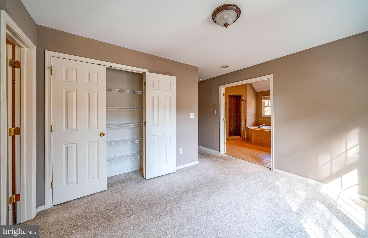 26 Hartford Dr