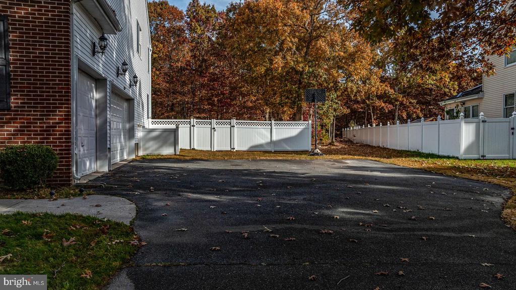 26 Hartford Dr