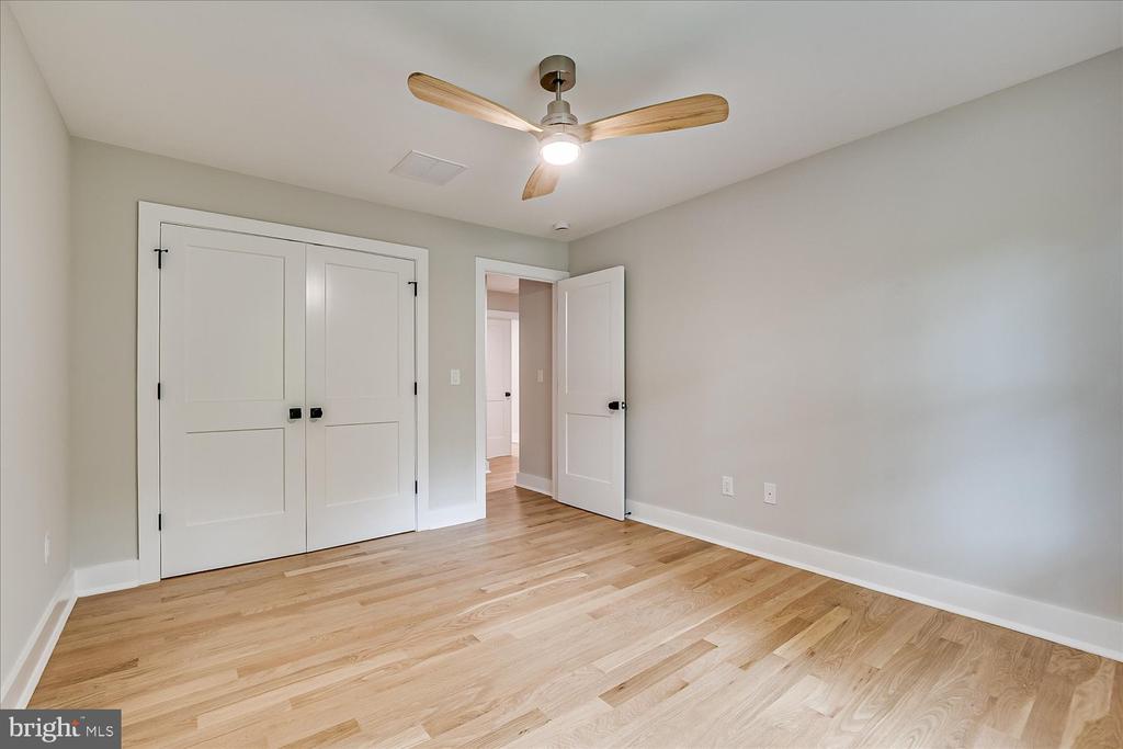 569 RIVERSIDE DRIVE