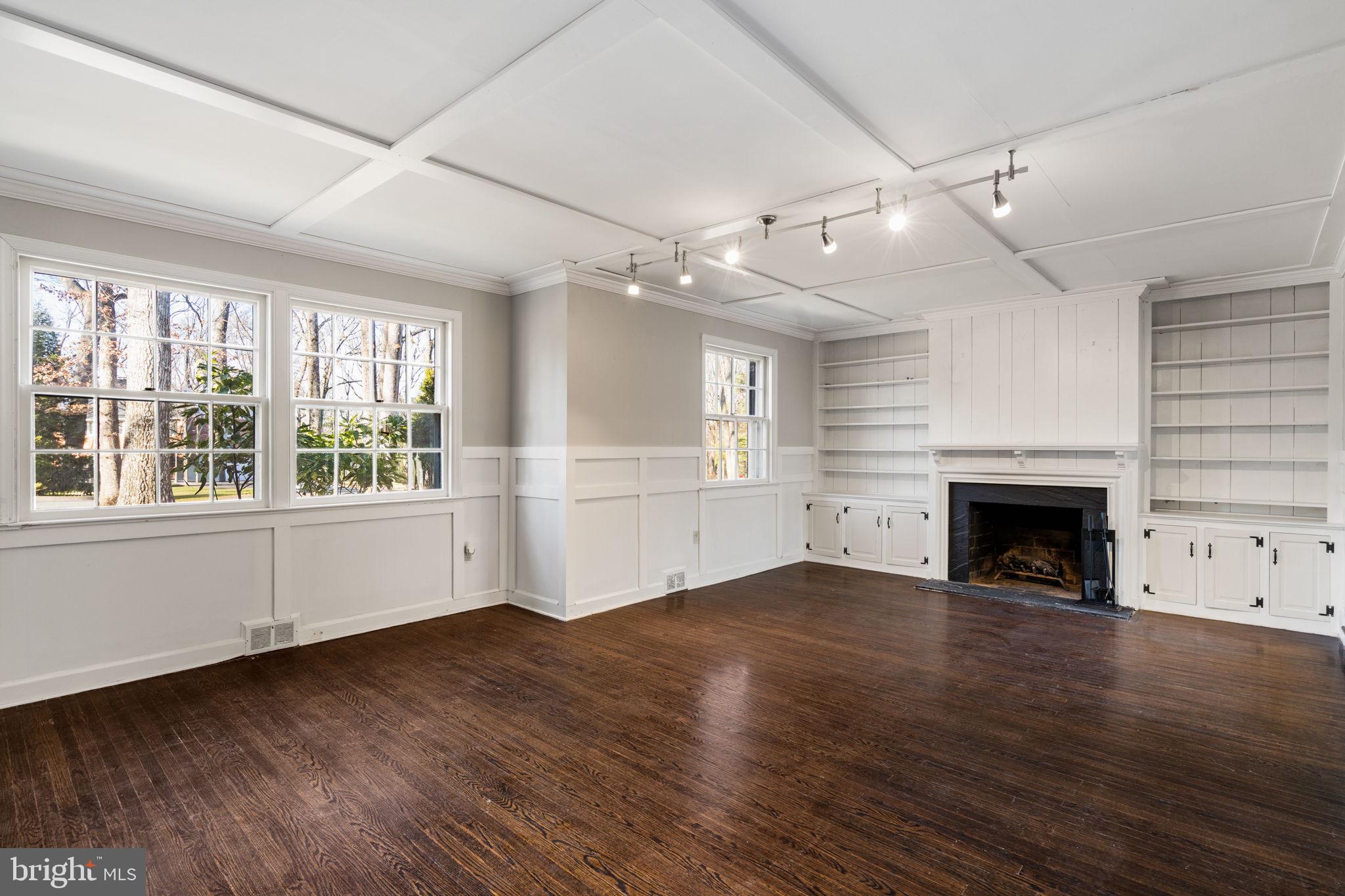 310 PINE TREE ROAD