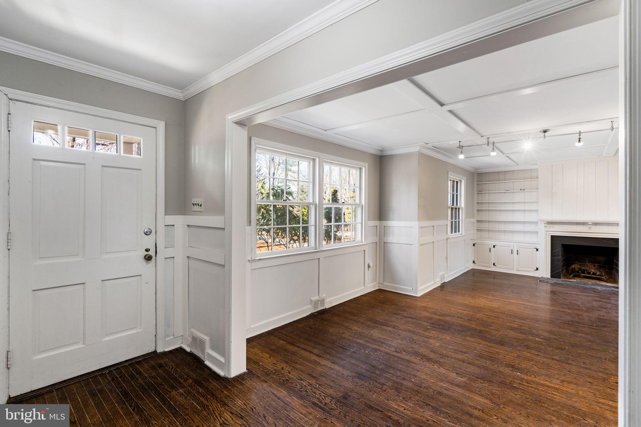 310 PINE TREE ROAD