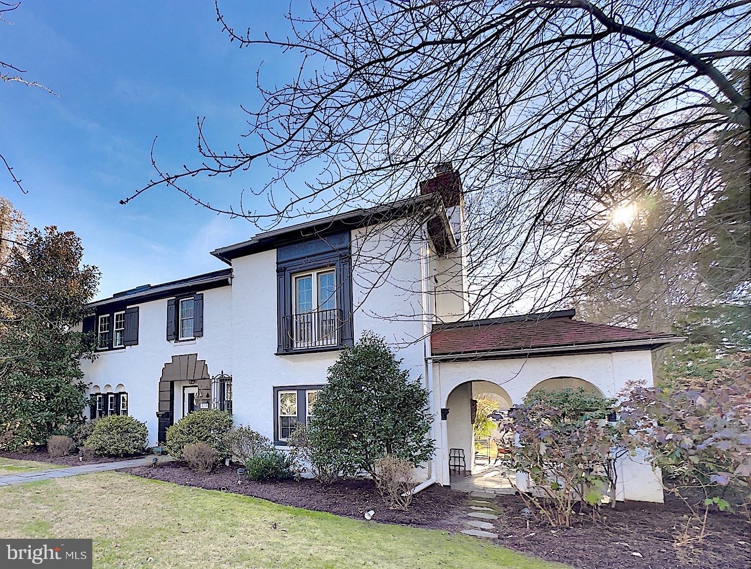 330 N Bowman Ave