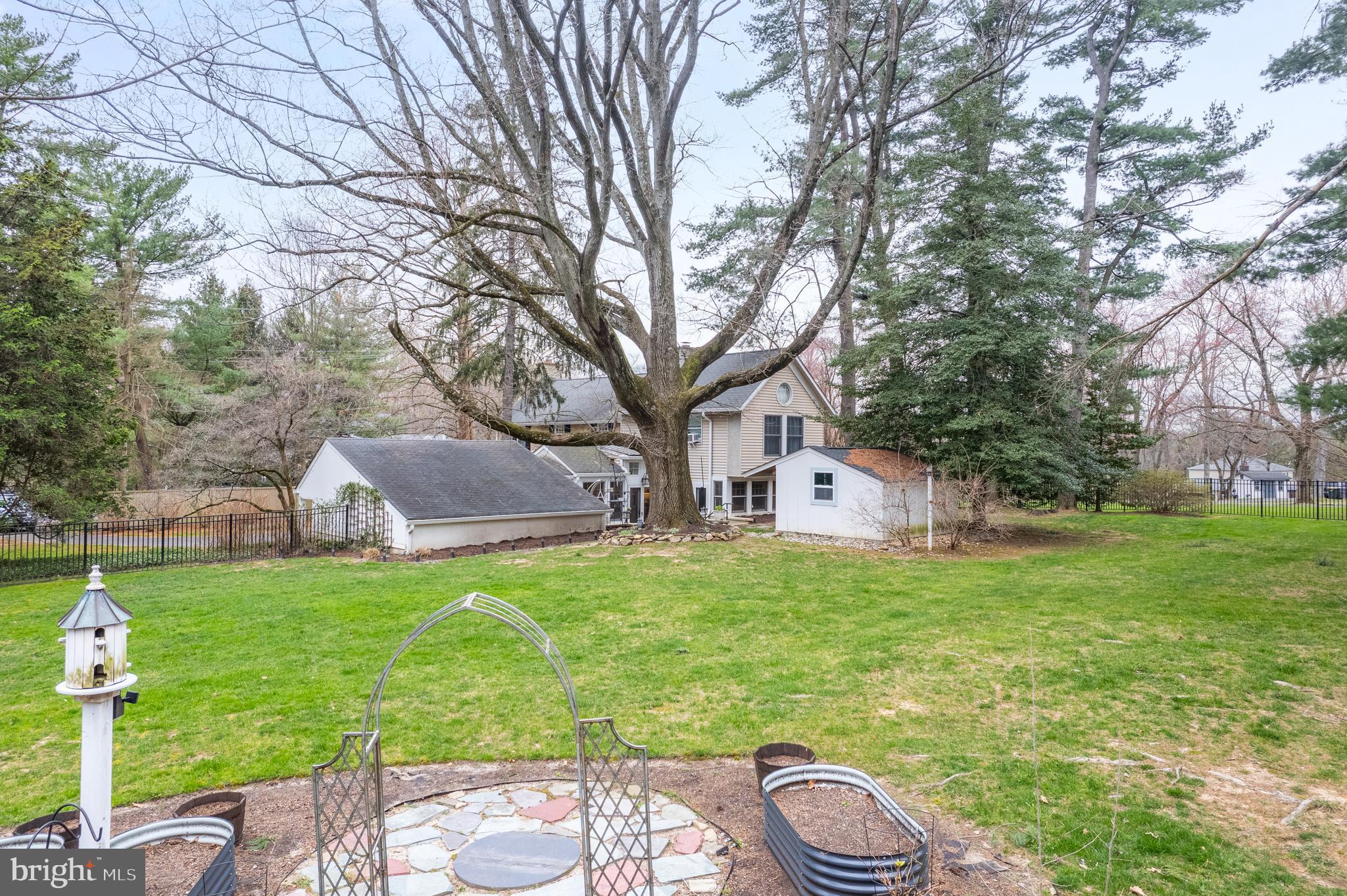 2045 Terwood Rd